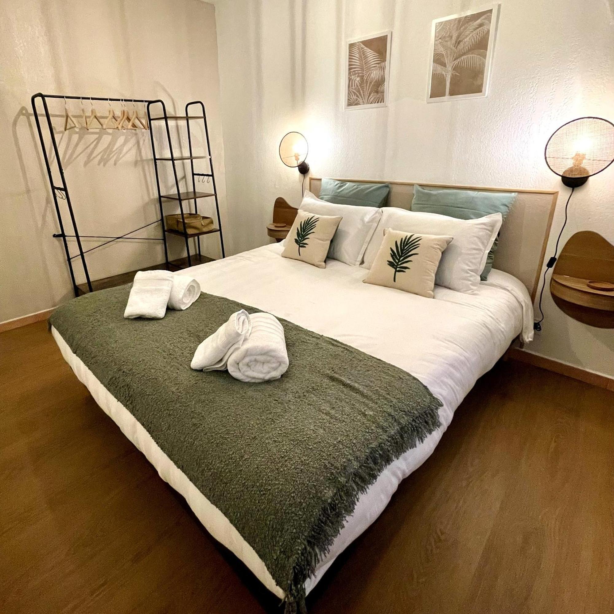 Le Palmae, Serenite Et Charme En Coeur De Ville Hyères Extérieur photo