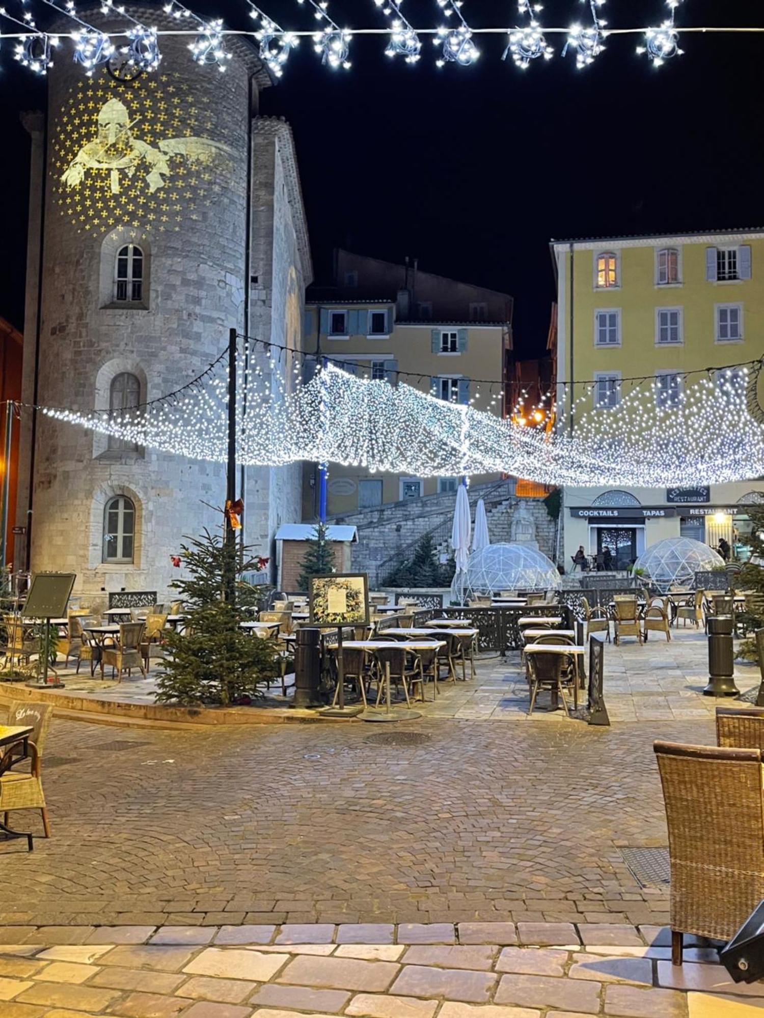 Le Palmae, Serenite Et Charme En Coeur De Ville Hyères Extérieur photo